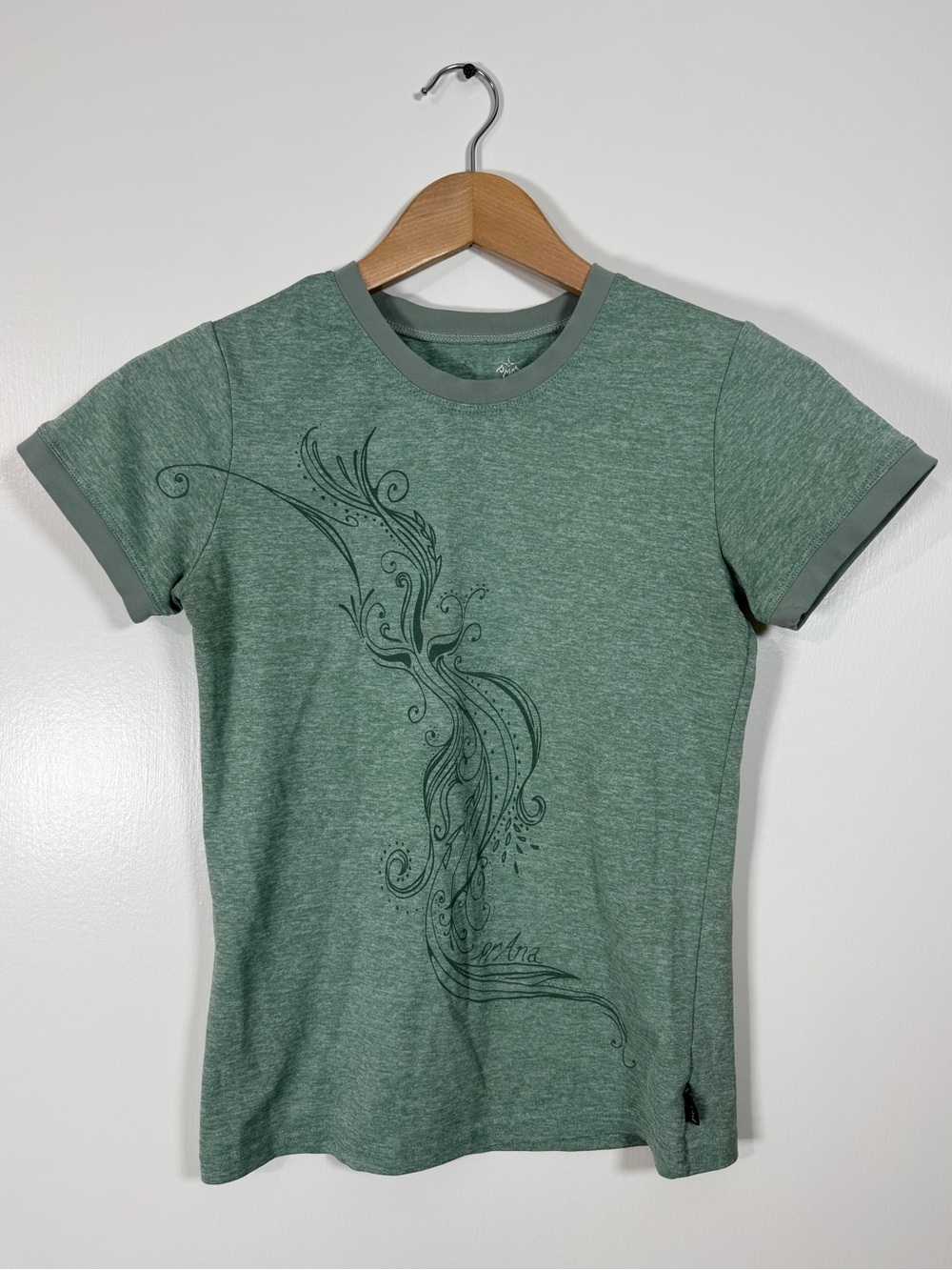 WAT71 {Prana} Green Short Sleeve Crewneck Fitted Tee T-Shirt Top